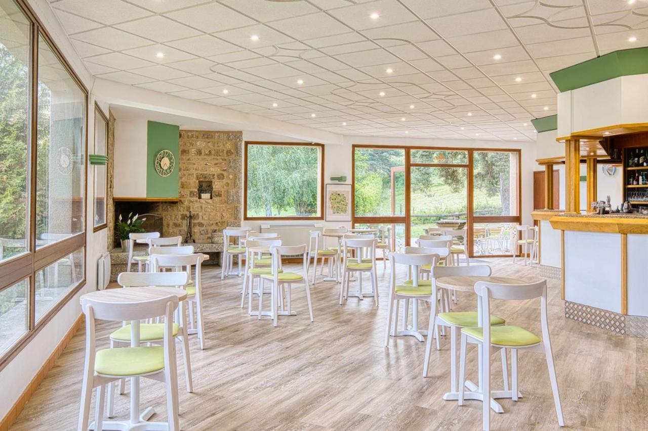 Les Hameaux De Lozere Sure Hotel Collection By Best Western Fournels Exterior photo